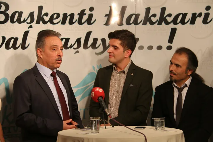 Turgut Ural set ve yapım galerisi