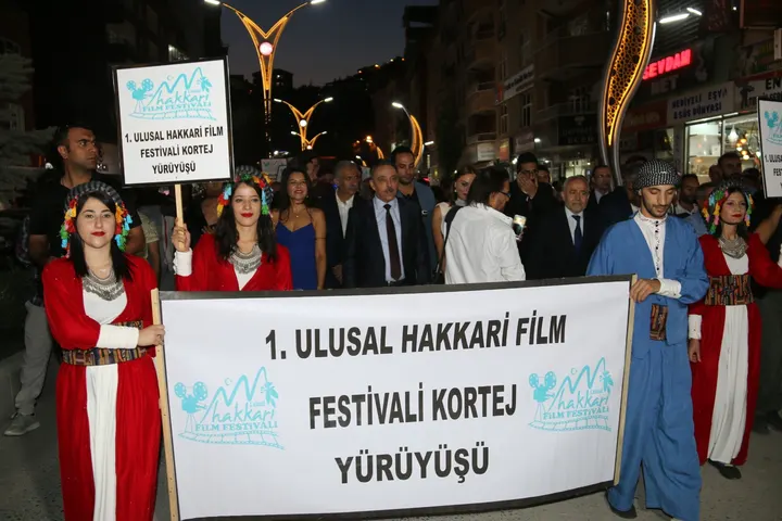 Turgut Ural set ve yapım galerisi